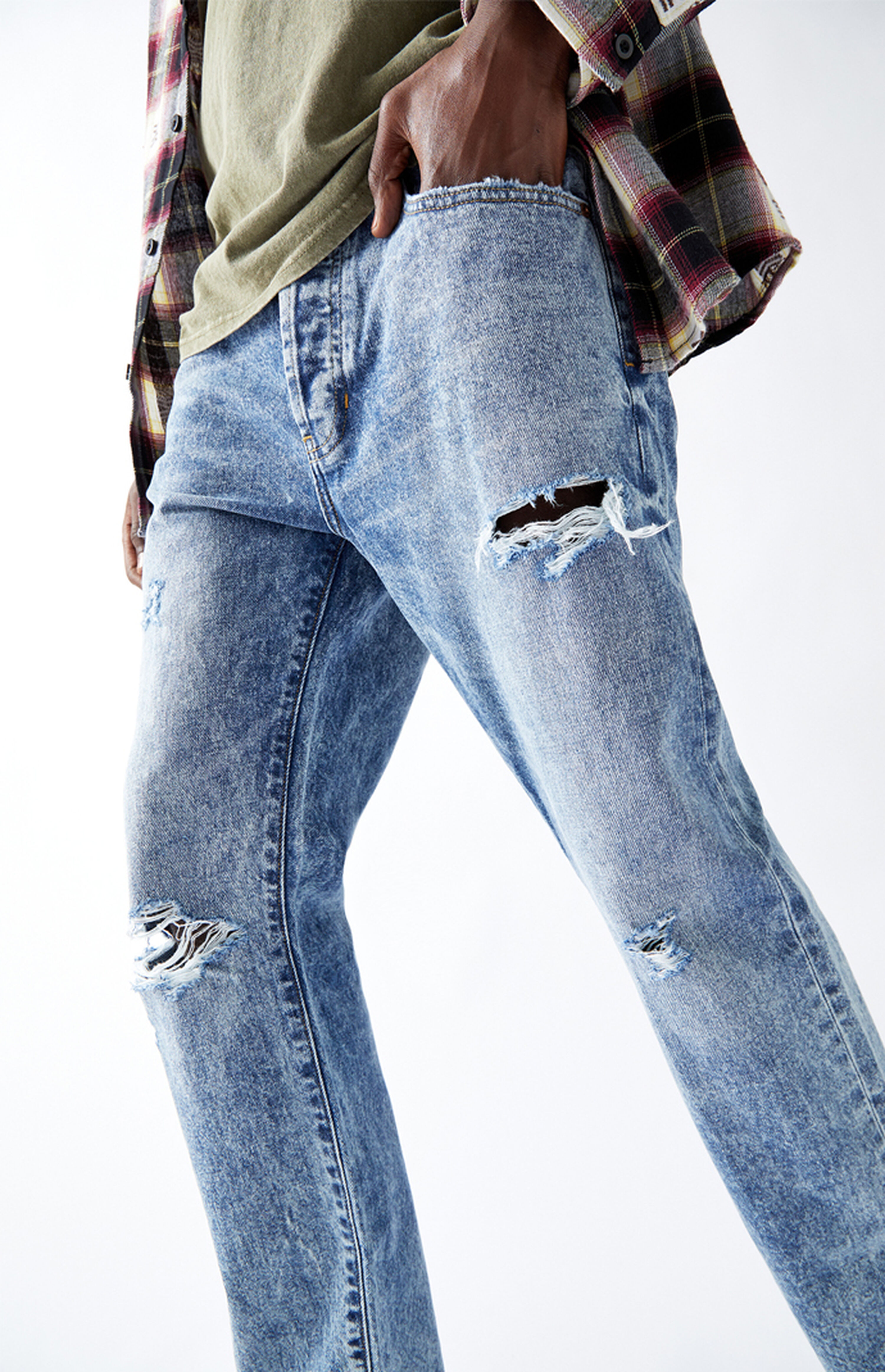 trending loose jeans