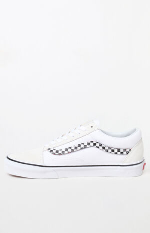 Sidestripe V Old Skool White Shoes image number 4