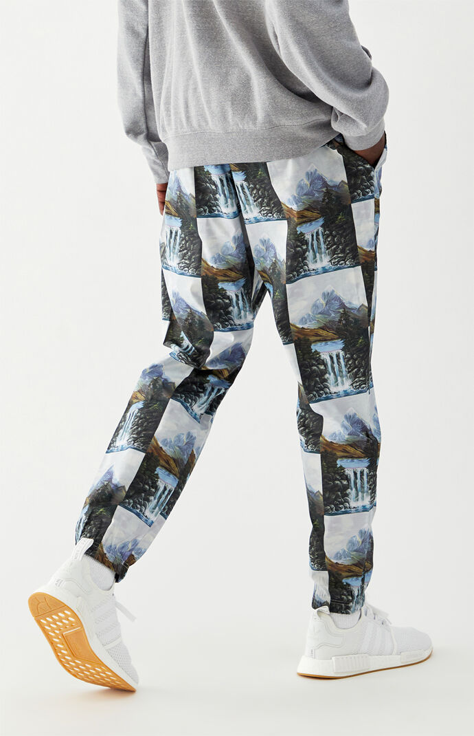 Sportswear Mountain Graphic Pants