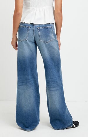 Casey Low Rise Baggy Jeans Medium Indigo image number 4