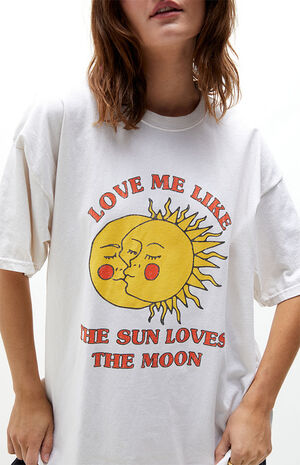 Sun And Moon Oversized T-Shirt image number 2