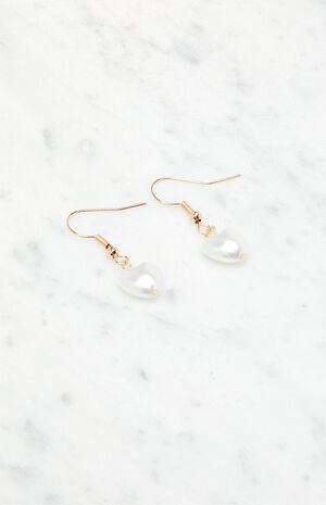 Pearl Heart Earrings image number 2