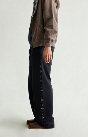 Black Studded Fleece Extreme Baggy Sweatpants image number 4