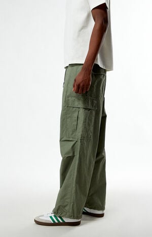 Giant Extreme Baggy Cargo Pants image number 3
