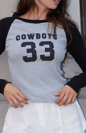 Bella Cowboy 33 Long Sleeve T-Shirt image number 2