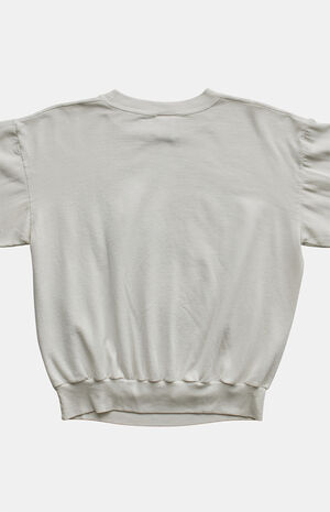 '90s Huge Me in Pennsylvania Christmas Crew Neck Sweatshirt image number 4