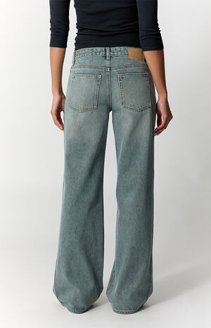 Casey Low Rise Baggy Jeans Medium Wash Blue image number 5