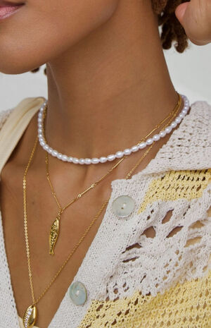 Adoni Fish Pendant Necklace image number 3