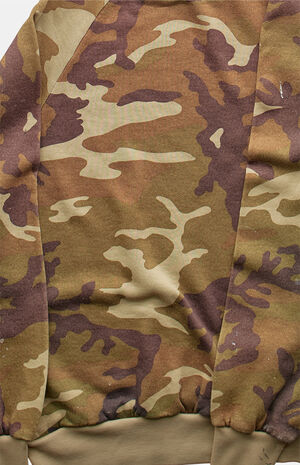'80s Camo Crew Neck Sweatshirt image number 3