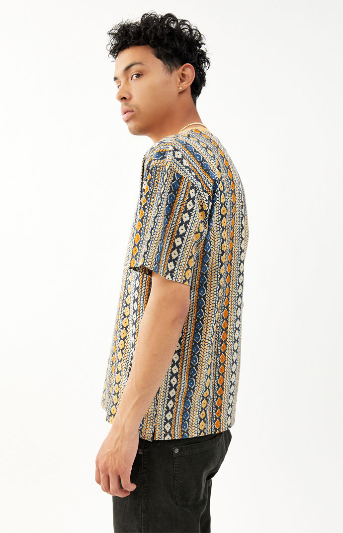 Vertical Striped Short Sleeve T-Shirt