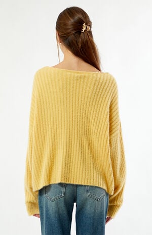 Ginger V-Neck Fuzzy Sweater image number 4