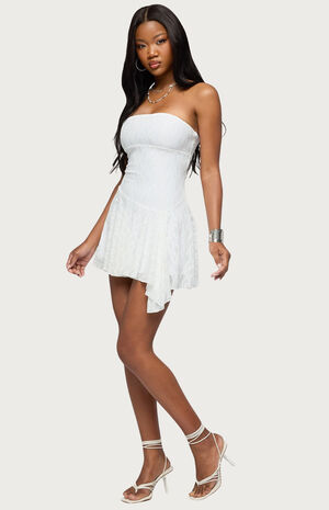Elaia Asymmetric Strapless Lace Mini Dress image number 4
