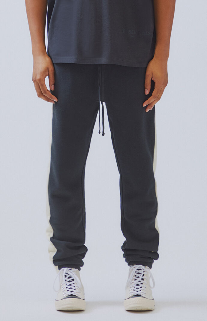 Fear of god essentials side stripe sweatpants deals