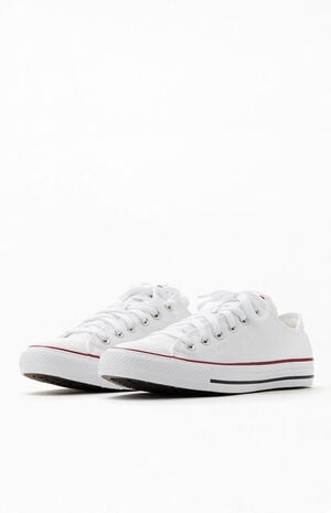 chuck taylors shoes