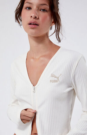 Classics Ribbed Long Sleeve V-Neck Top image number 2