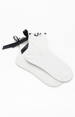 Cream Ruffle Bow Socks image number 2