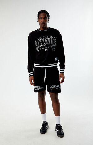 Branded Classics Heavyweight Crew Neck Sweatshirt image number 4