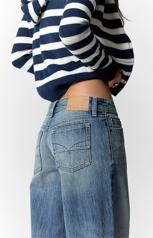 Kaia Ultimate Low Rise Baggy Jeans Stitch Medium Blue image number 6