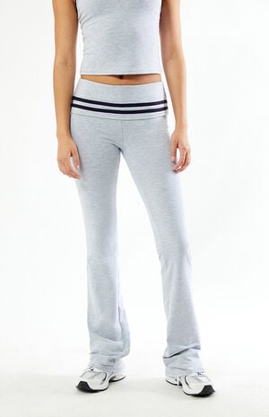 Solid Flare Yoga Pants image number 2