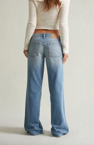 Ultimate Low Rise Baggy Jeans Light Blue image number 4