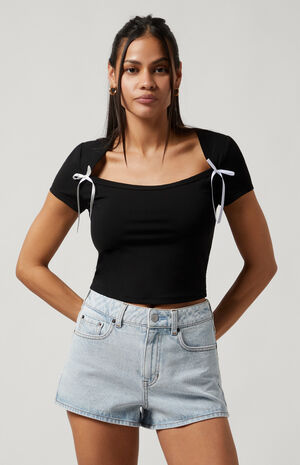 Light Indigo Denim Mom Shorts image number 2