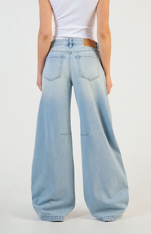 Remi Baggy Barrel Jeans Dart Light Indigo image number 4