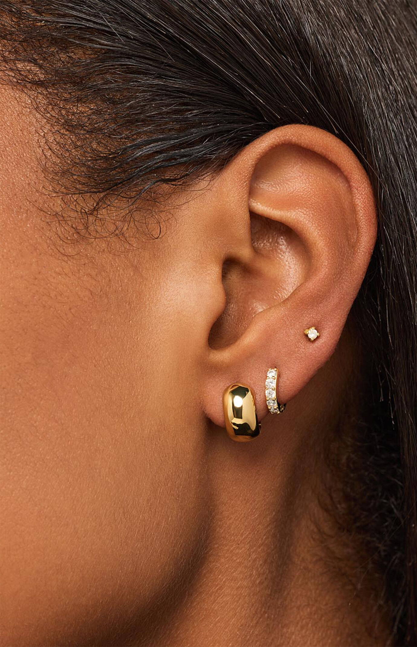 Ana Luisa Giulia Bold Gold Hoop Earrings