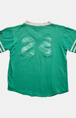 90s Sinclair V-neck Cropped Graphic T-Shirt image number 2