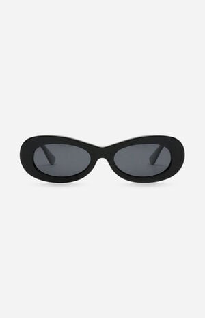 SoHo Black Oval Sunglasses image number 1