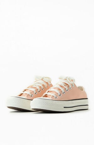 Coral Chuck 70 OX Low Shoes image number 2