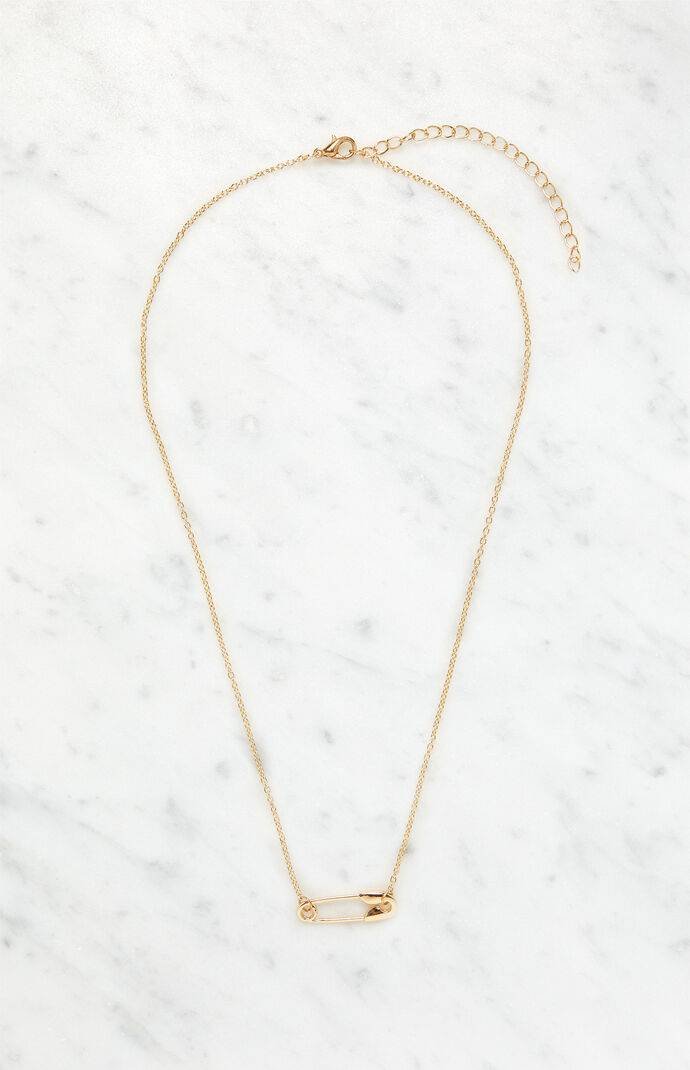 Simple Safety Pin Necklace