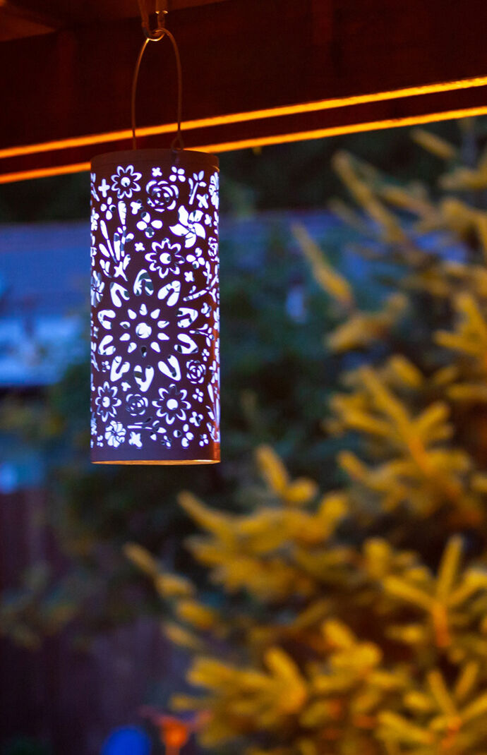 White Bloom Solar Lantern