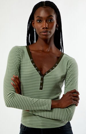 Poppy Striped V-Neck Button Up Long Sleeve Top image number 2