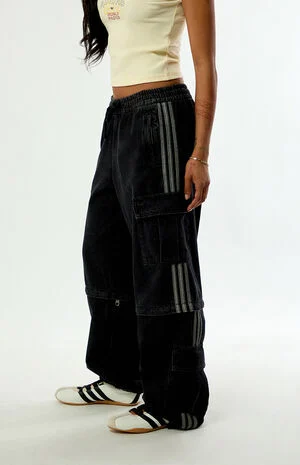 Mid Rise 2-In-1 Cargo Jeans image number 4