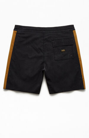 D Bah Lo Tide 17" Boardshorts D Bah Lo Tide 17" Boardshorts image number null