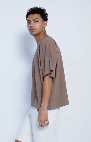 Brown Oversized Cropped T-Shirt image number 3