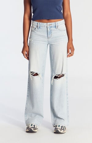 Casey Ripped Fray Low Rise Baggy Jeans Light Indigo