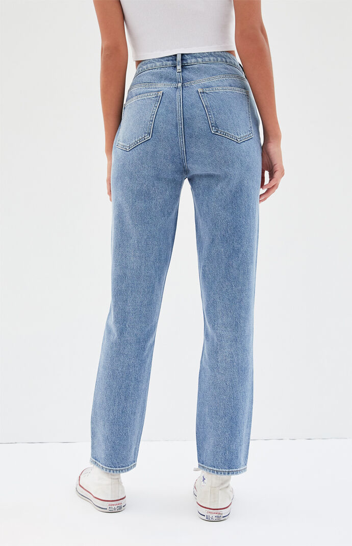 Light Mom Jeans