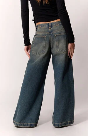 Sloane Low Rise Ultra Baggy Jeans Dark Blue Tint image number 4