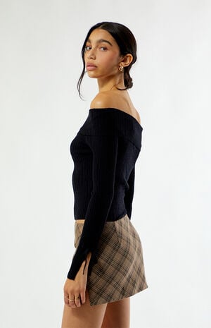 Ella Off-The-Shoulder Sweater image number 4