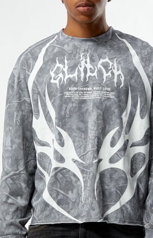 Glitch Camo Cropped Long Sleeve T-Shirt image number 2