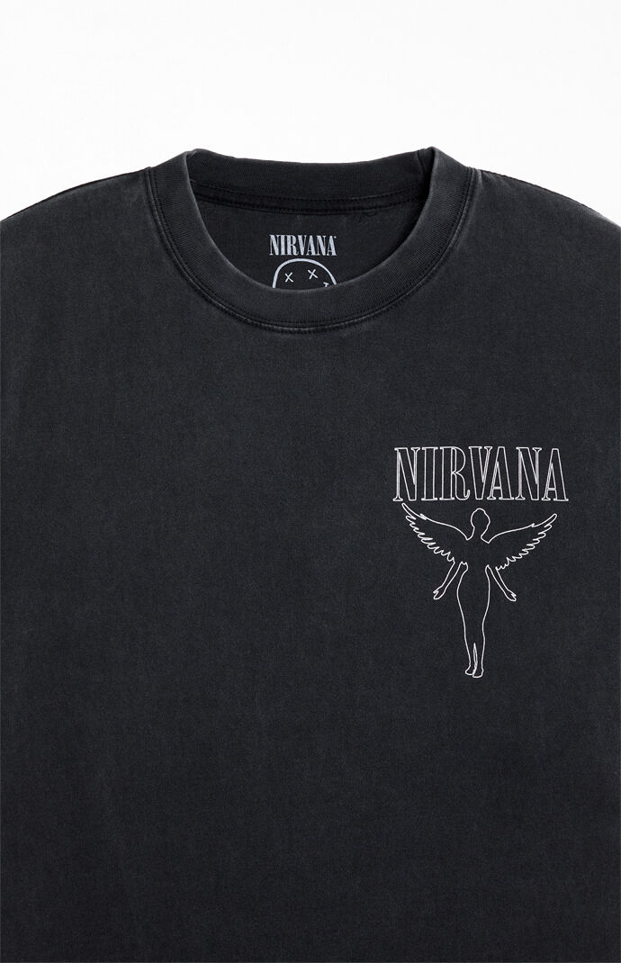 い出のひと時に、とびきりのおしゃれを！ Angel Nirvana T-Shirt PacSun | トップス