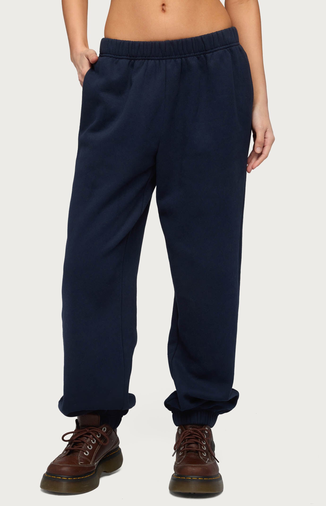 Edikted Petite Clark Oversized Sweatpants