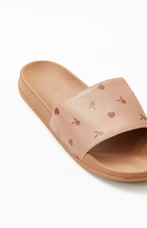 By PacSun Women's Brown AOP Bunny Slide Sandals image number 6