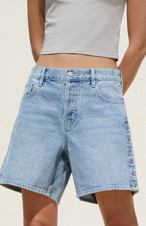 Light Indigo Snap Button High Waisted Relaxed Denim Shorts image number 1