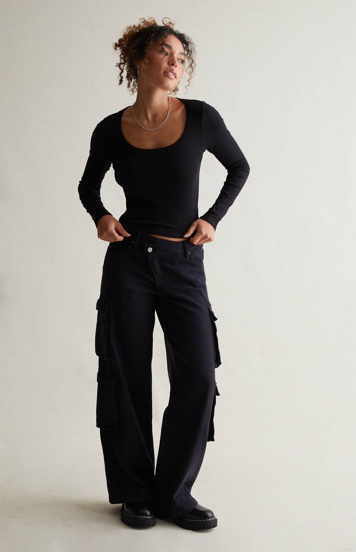 ★BADBLOOD★ Dark Classic Scoop Neck Long Sleeve Black w-tee Est. PAC 1980 Serenity Scoop Long Sleeve Top | PacSun