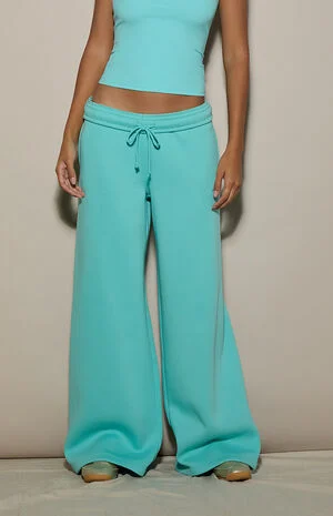 Ultra Soft Fleece Baggy Sweatpants image number 2