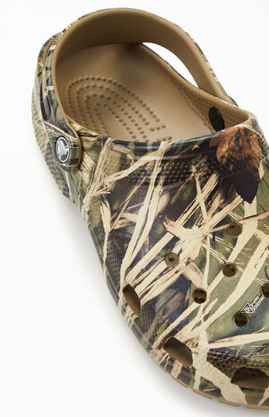 x Realtree Classic Clogs image number 6