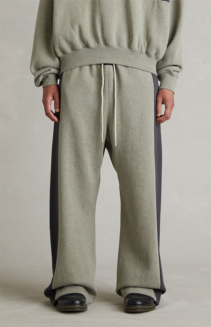Fear of God ESSENTIALS Seal Paneled Lounge Baggy Sweatpants