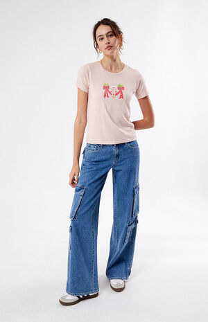 Holly Bow T-Shirt image number 4